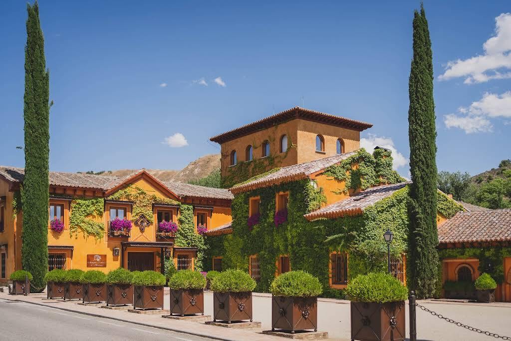 Rustic wedding venue Old Flour Factory Madrid countryside