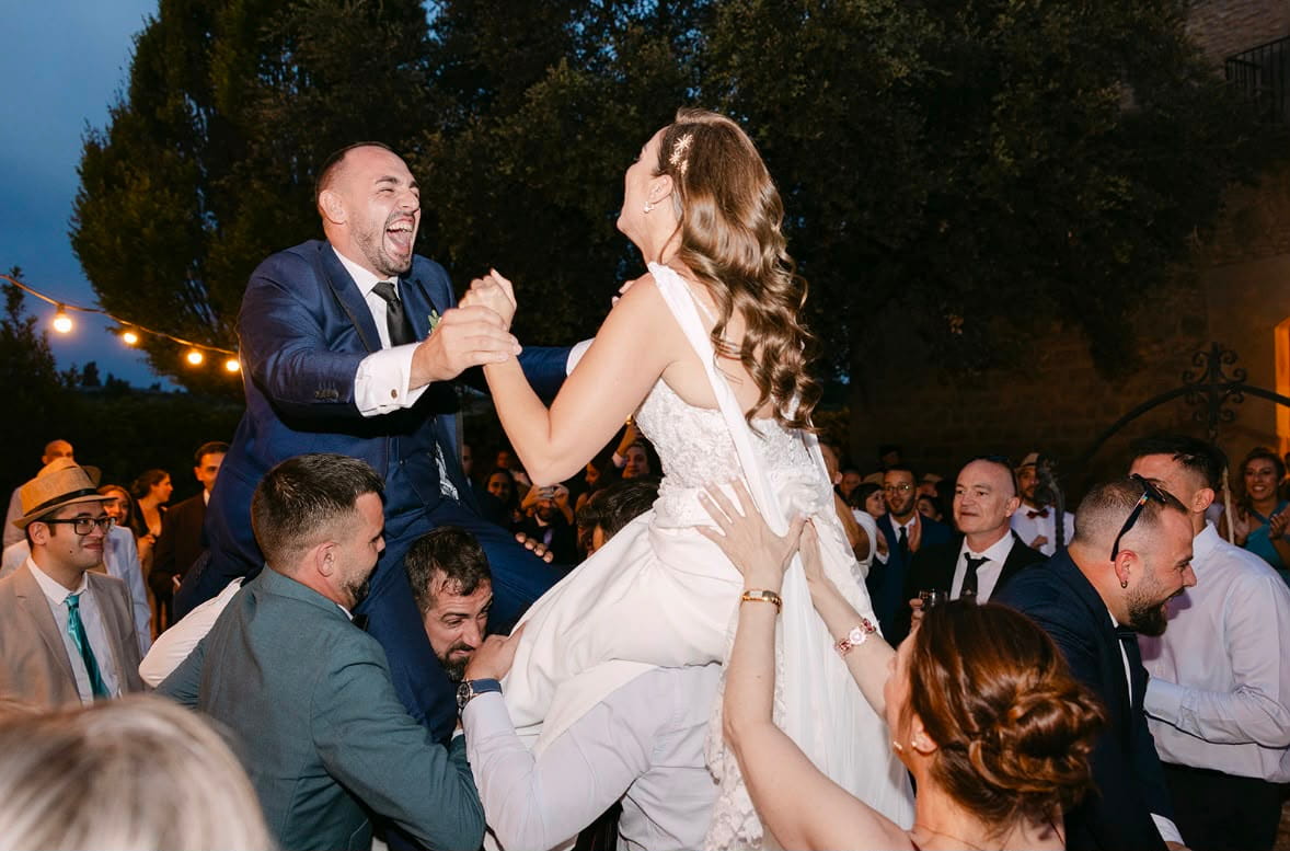 Guests enjoying Laura and Pere’s wedding experience